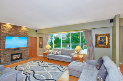Breakfast Nook Photo of 630 Sydney Avenue, Coquitlam, BC