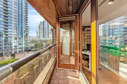 Office / Den Photo of 5-1 550 Beatty Street, Vancouver, BC