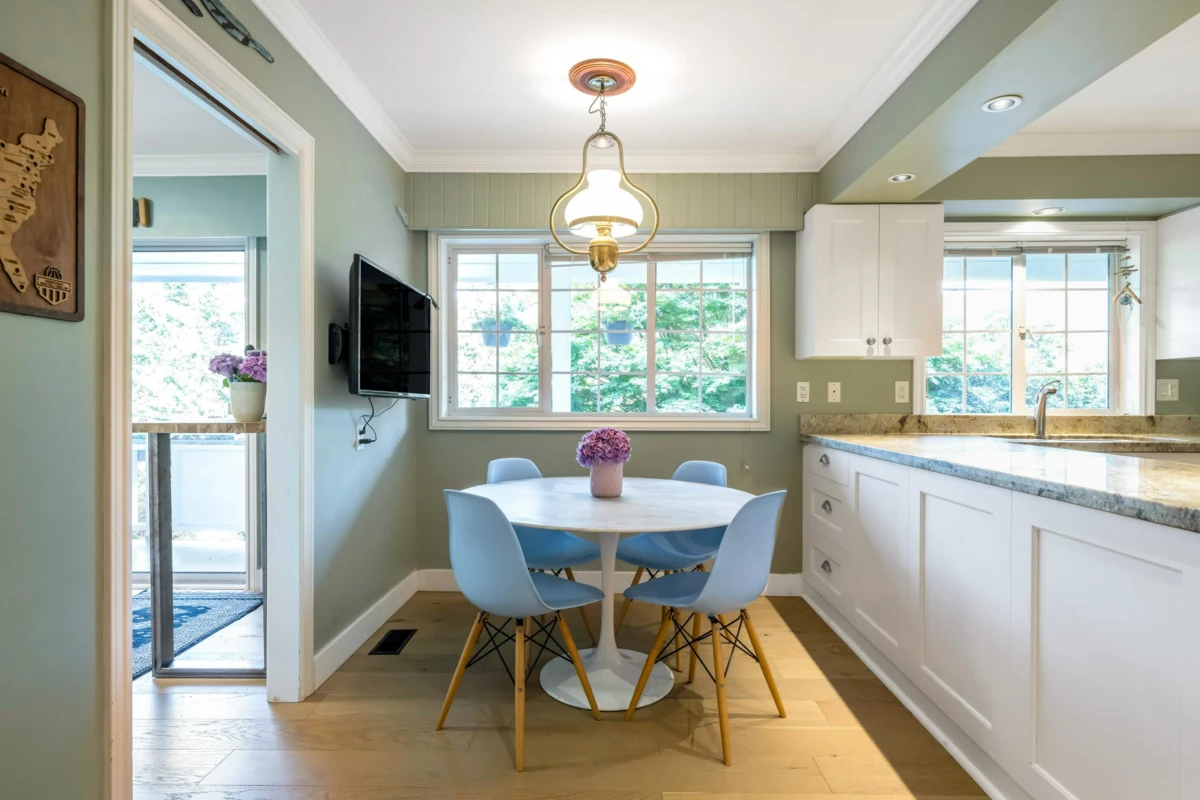 Bedroom 2 Photo of 5560 Greenleaf Road, West Vancouver, BC