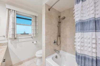 Laundry Room Photo of 5560 Greenleaf Road, West Vancouver, BC