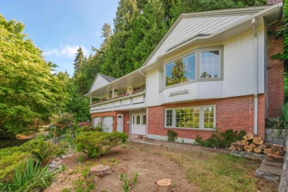 5560 Greenleaf Road, West Vancouver, BC, West Vancouver — Single Family Residence for sale