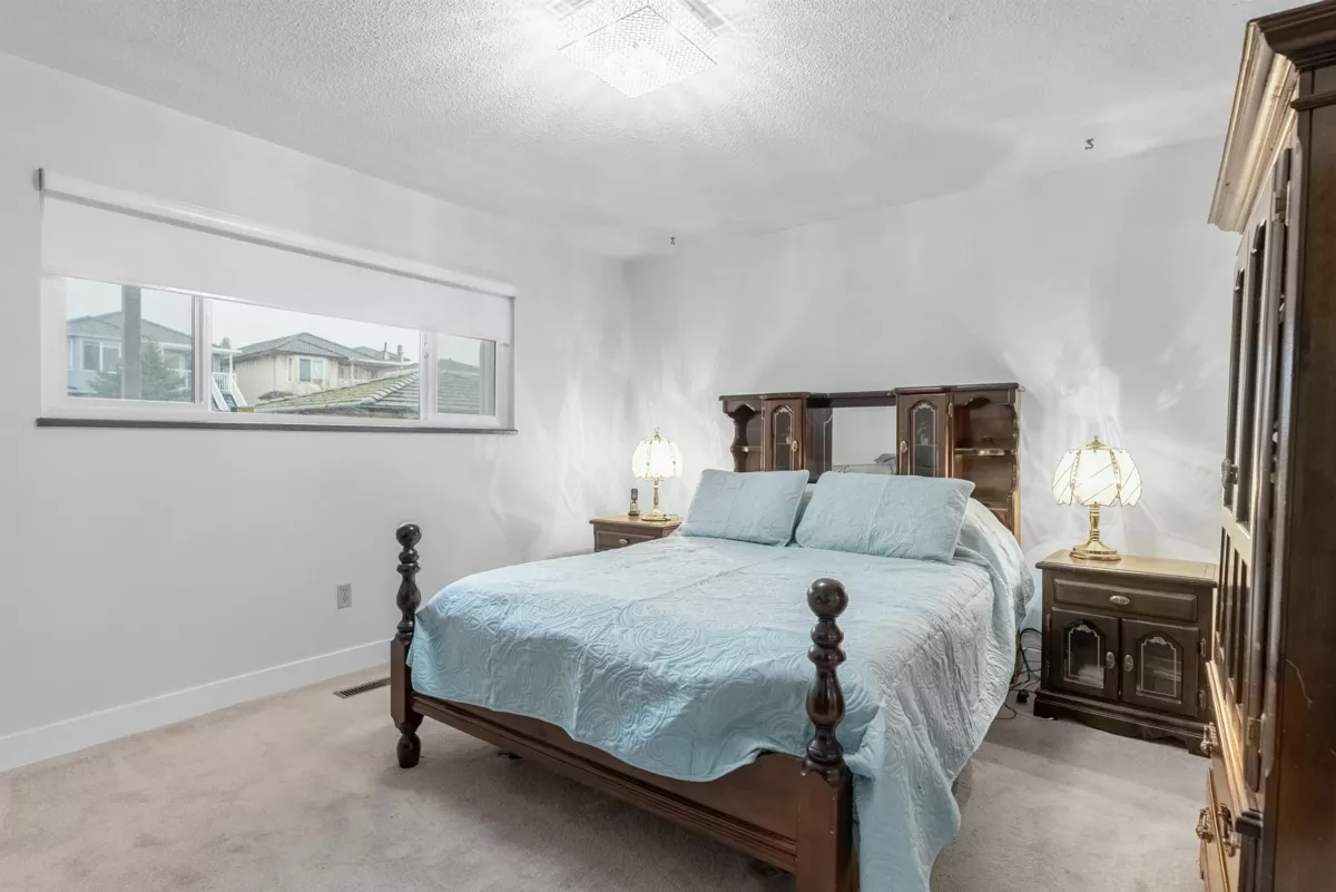 Dining Area Photo of 5486 Manor Street, Burnaby, BC