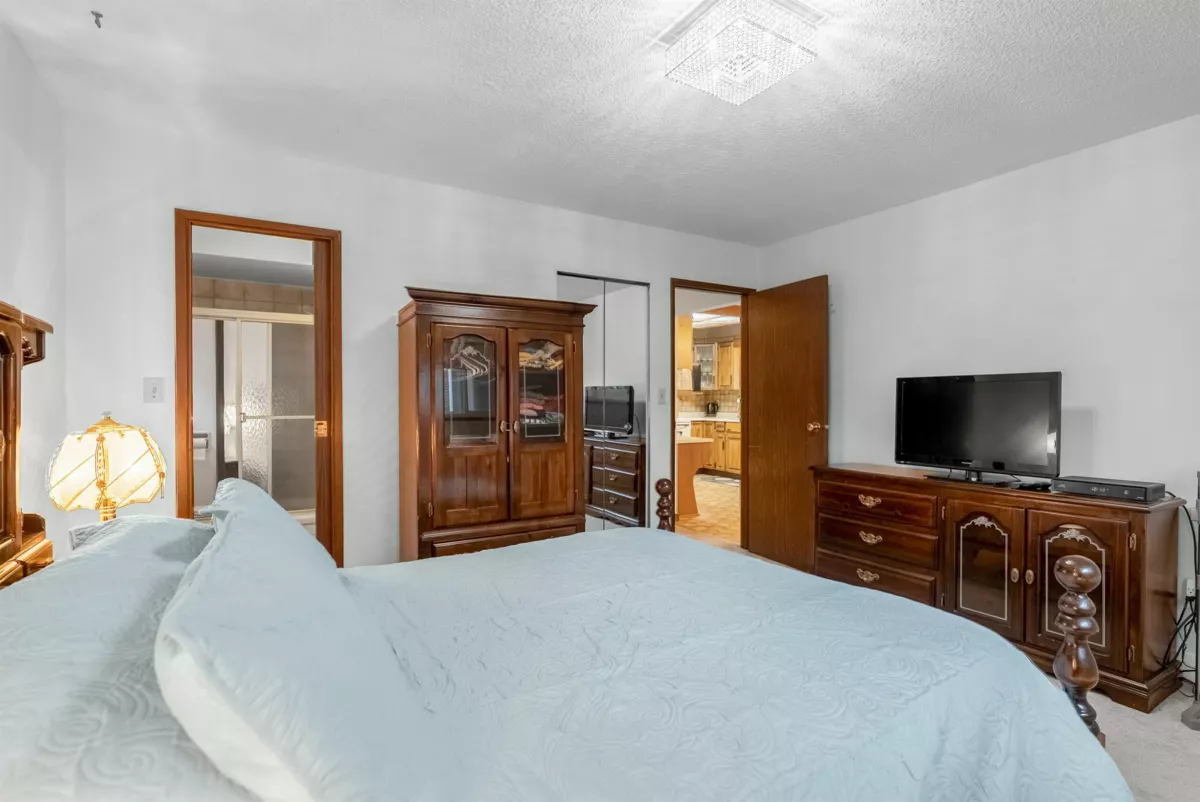 Kitchen Photo of 5486 Manor Street, Burnaby, BC