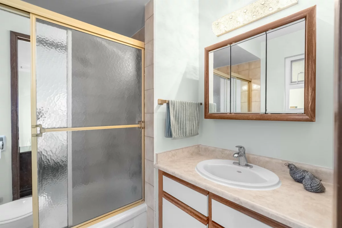 Walk-In Closet Photo of 5486 Manor Street, Burnaby, BC