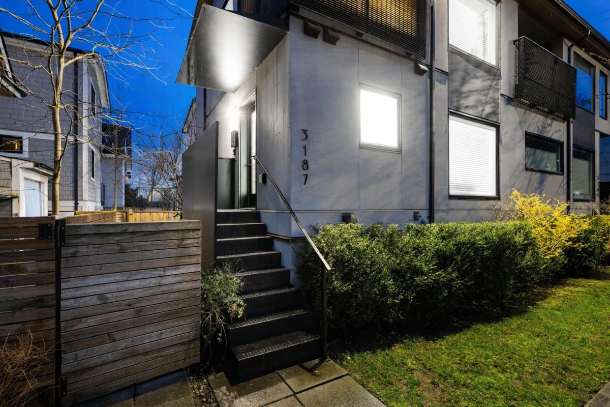Mudroom Photo of 3187 Prince Edward Street, Vancouver, BC