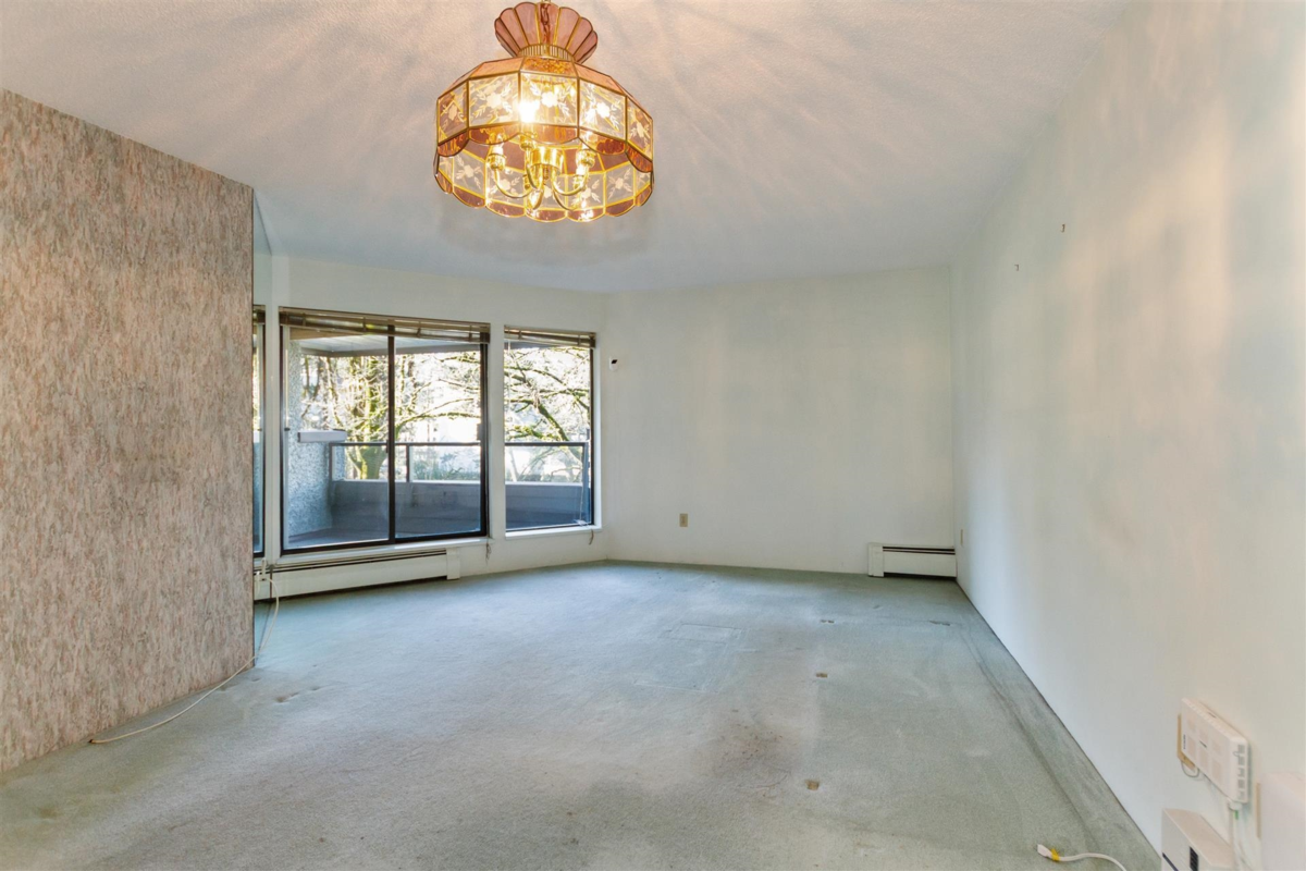 Dining Area Photo of 219 8460 Ackroyd Road, Richmond, BC