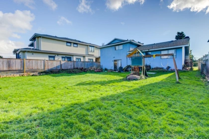 Breakfast Nook Photo of 4391 Deerfield Crescent, Richmond, BC