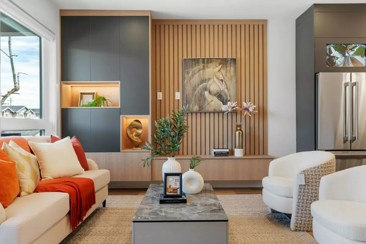 Hallway Photo of 7225 10th Avenue, Burnaby, BC