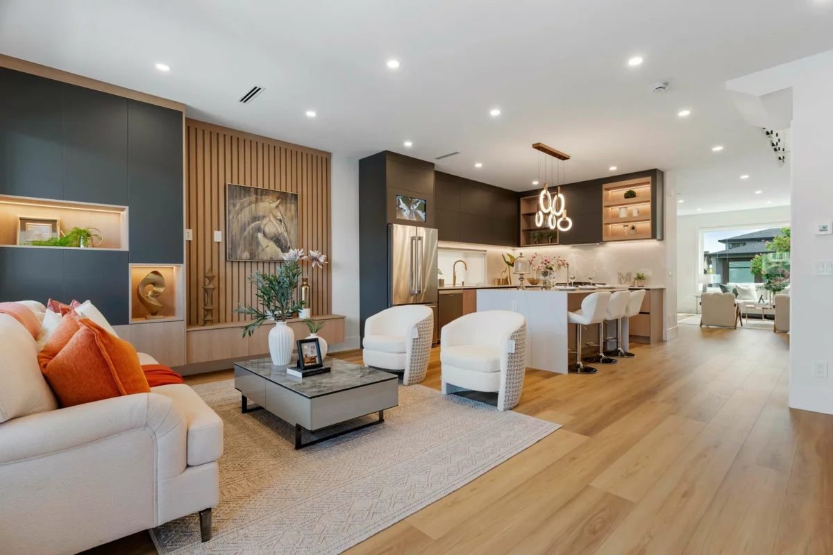 Mudroom Photo of 7225 10th Avenue, Burnaby, BC