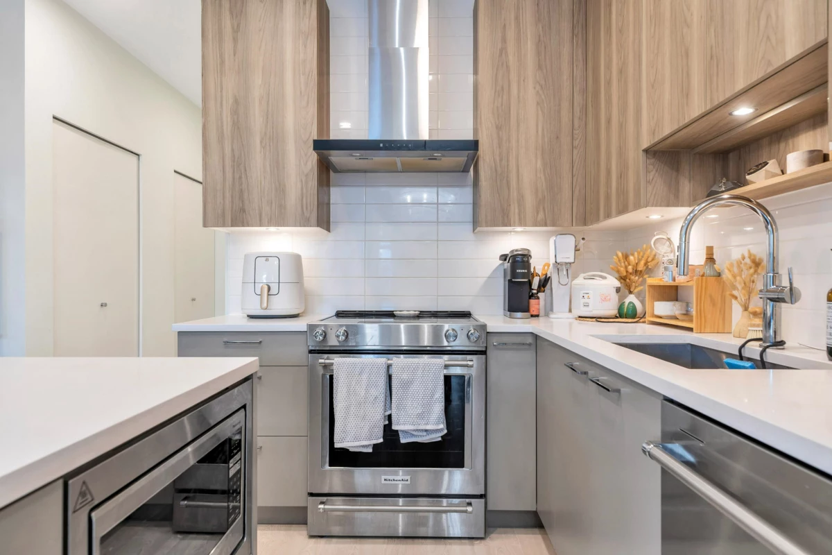 Primary Bathroom Photo of 106 7599 15th Street, Burnaby, BC