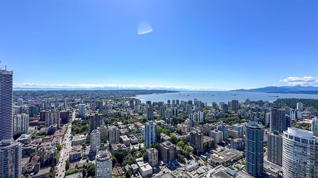 Garden / Landscaping Photo of 5004 1128 W Georgia Street, Vancouver, BC