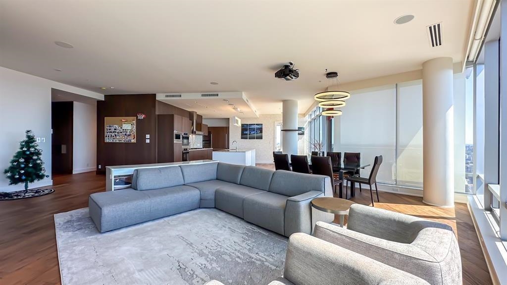 Living Room Photo of 5004 1128 W Georgia Street, Vancouver, BC