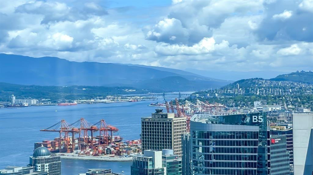 Outdoor Deck Photo of 5004 1128 W Georgia Street, Vancouver, BC