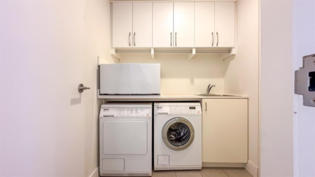 Guest Bathroom Photo of 5004 1128 W Georgia Street, Vancouver, BC