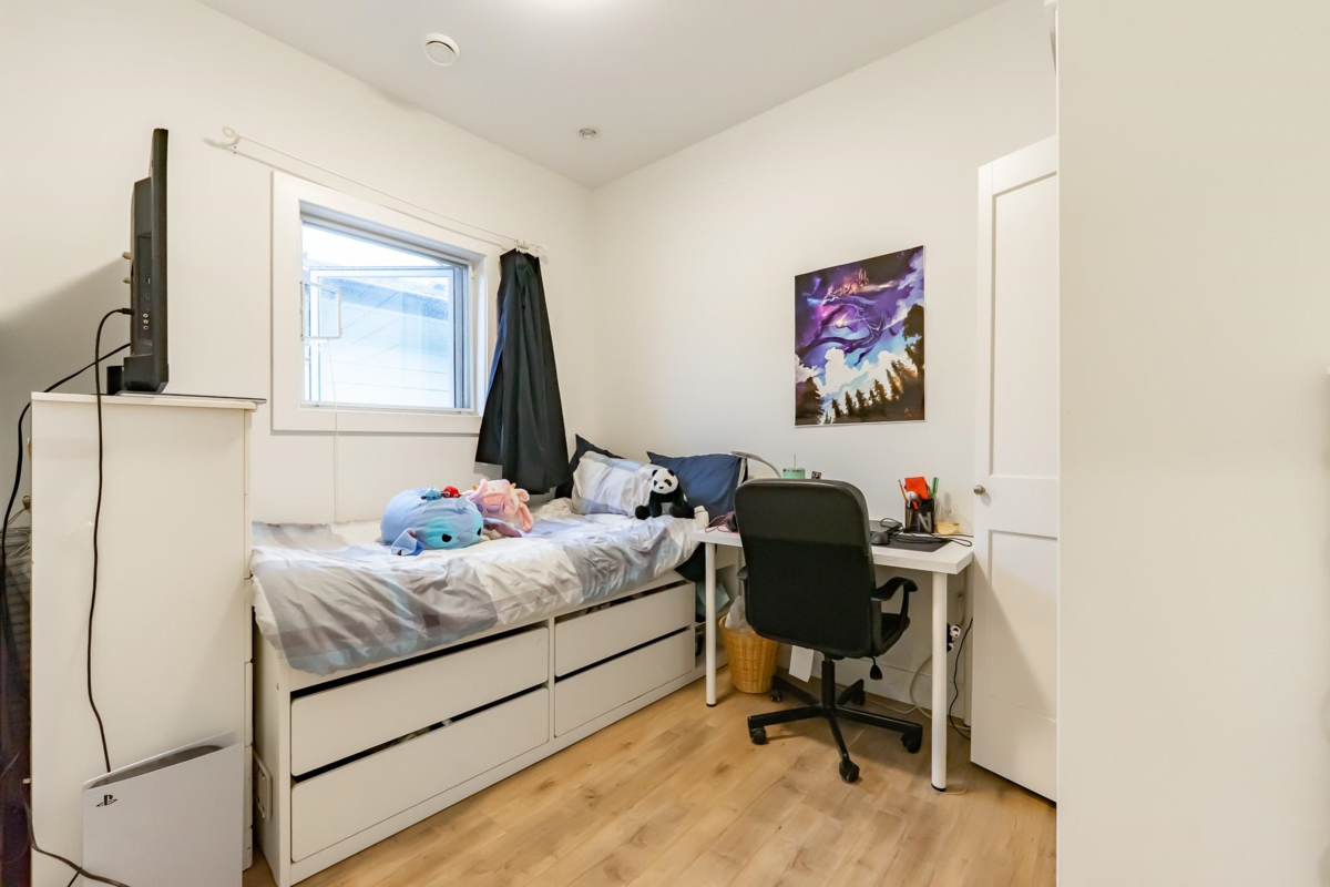 Mudroom Photo of 5258 Norfolk Street, Burnaby, BC