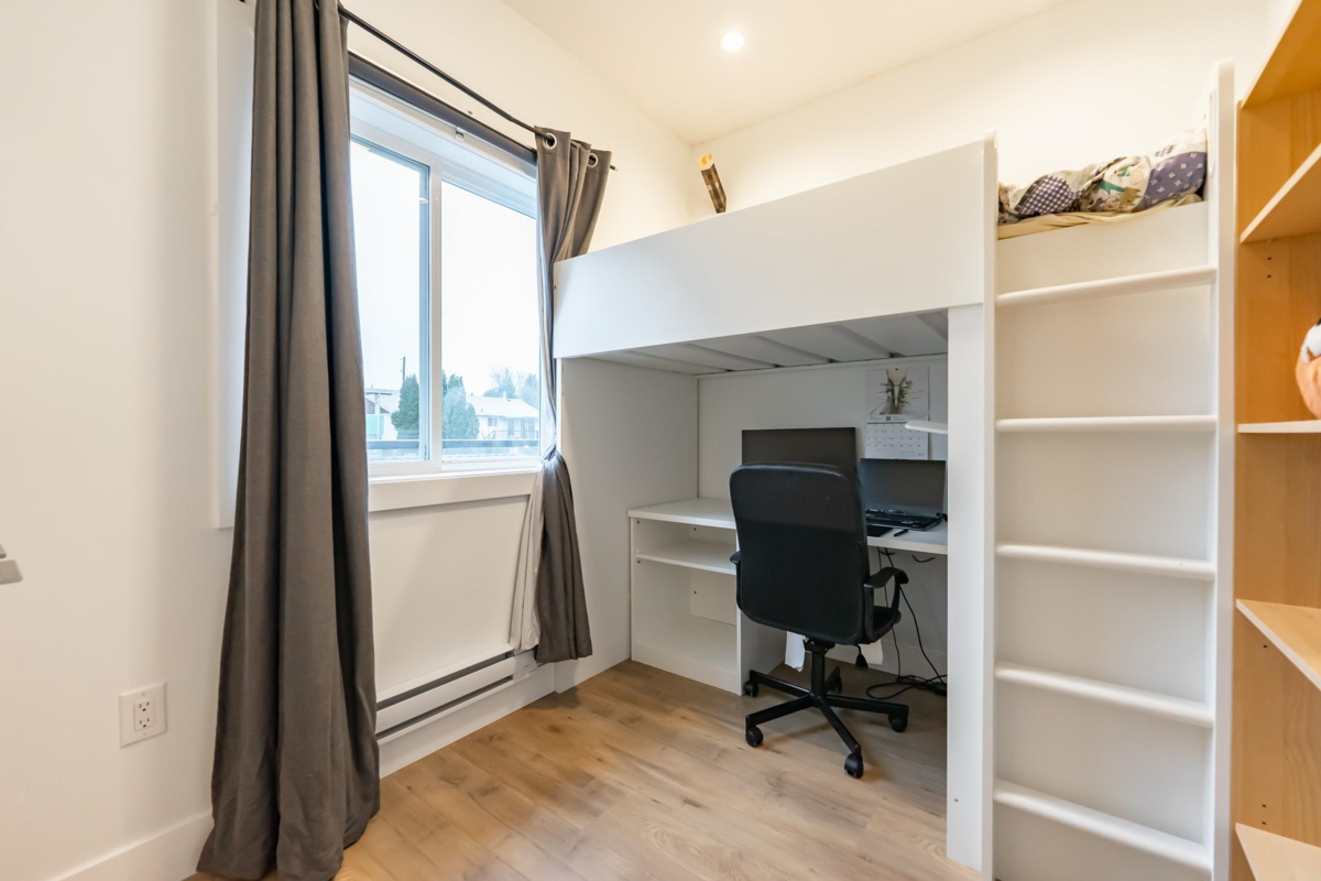 Staircase Photo of 5258 Norfolk Street, Burnaby, BC