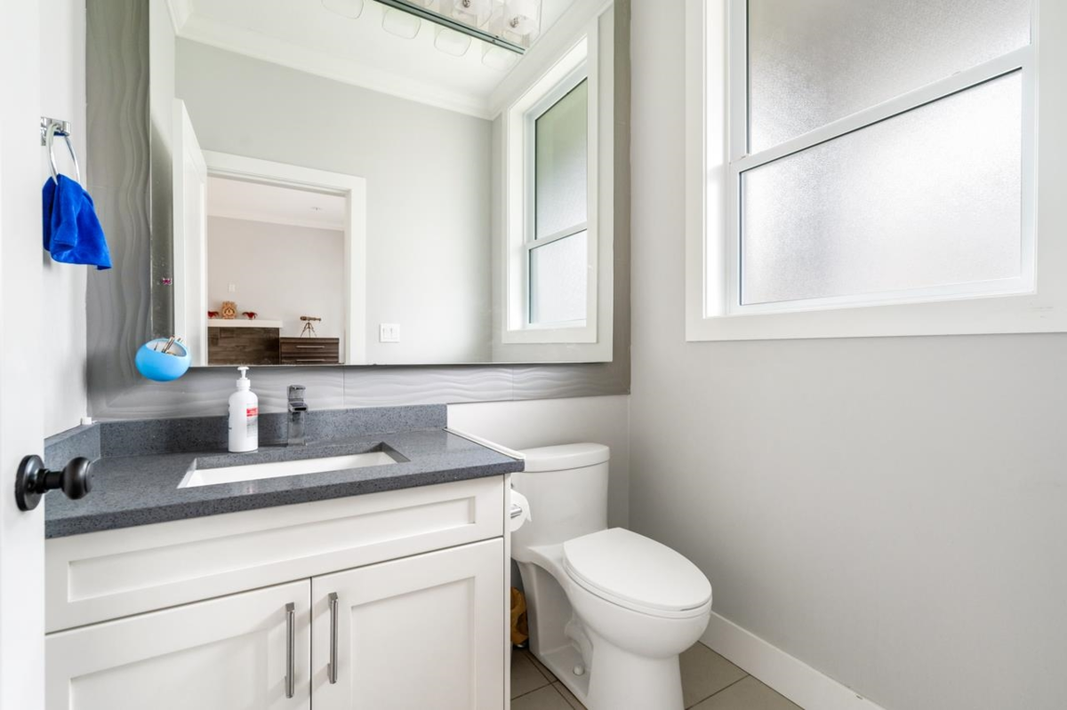 Basement Recreation Room Photo of 6042 138 Street, Surrey, BC