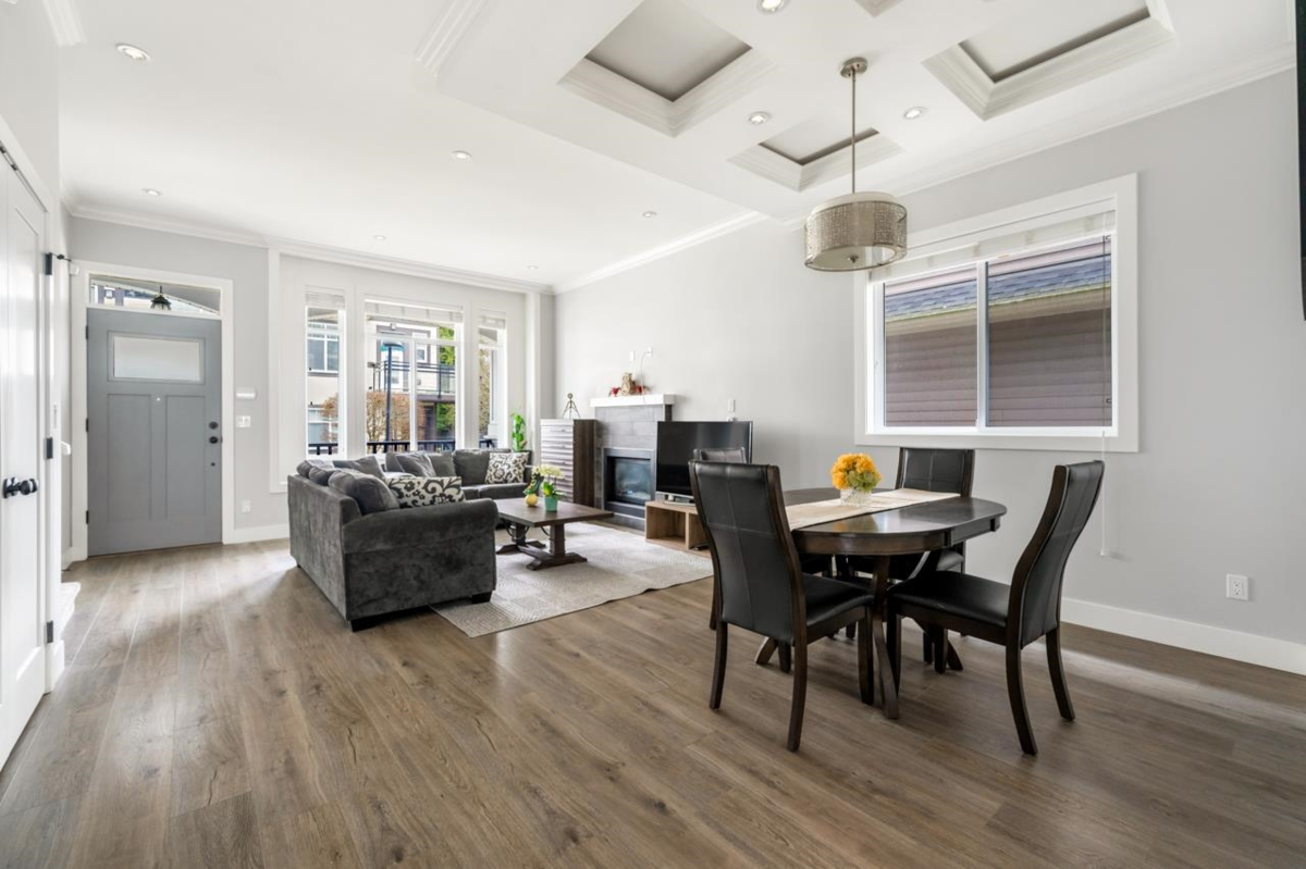 Breakfast Nook Photo of 6042 138 Street, Surrey, BC