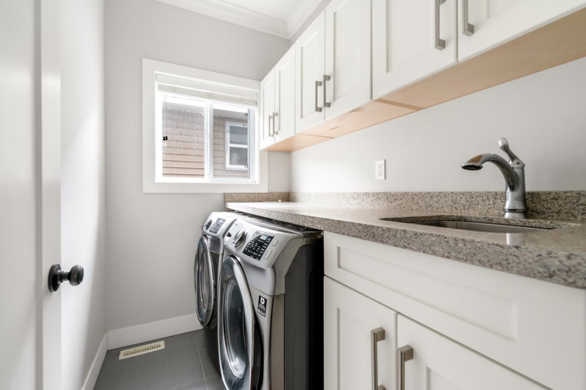 Loft / Bonus Room Photo of 6042 138 Street, Surrey, BC