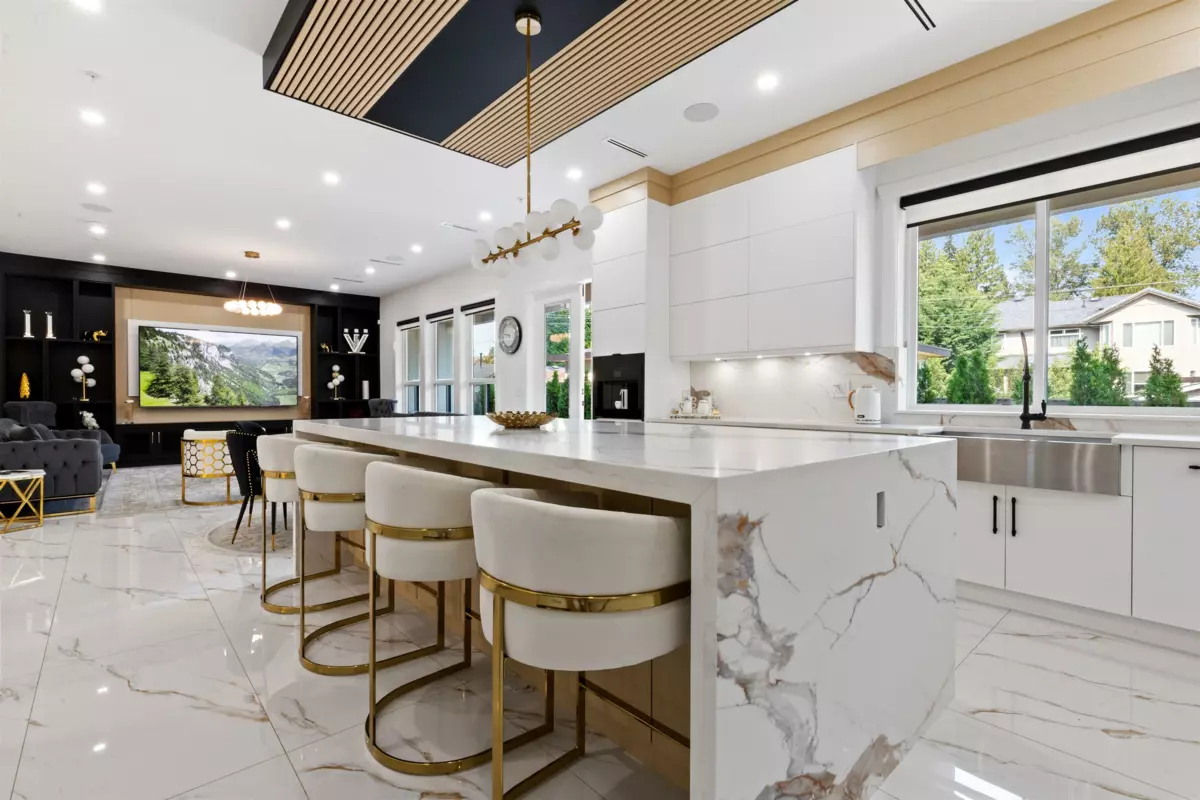 Breakfast Nook Photo of 1421 Barberry Drive, Port Coquitlam, BC