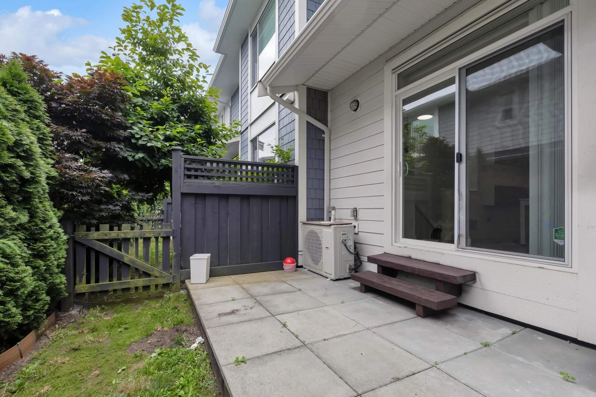 Garden / Landscaping Photo of 9 2328 167a Street, Surrey, BC