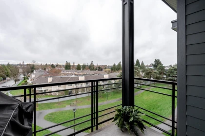 Garden / Landscaping Photo of 407 20068 Fraser Highway, Langley, BC