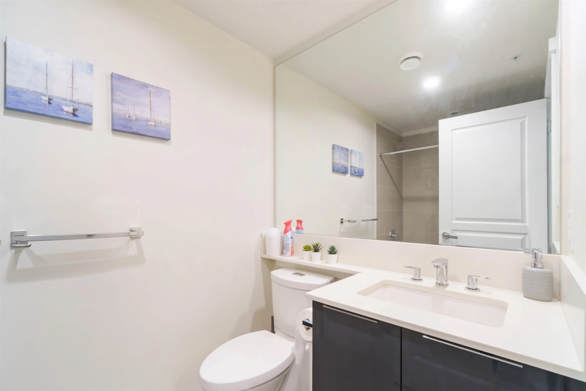 Garden / Landscaping Photo of 1502 3096 Windsor Gate, Coquitlam, BC