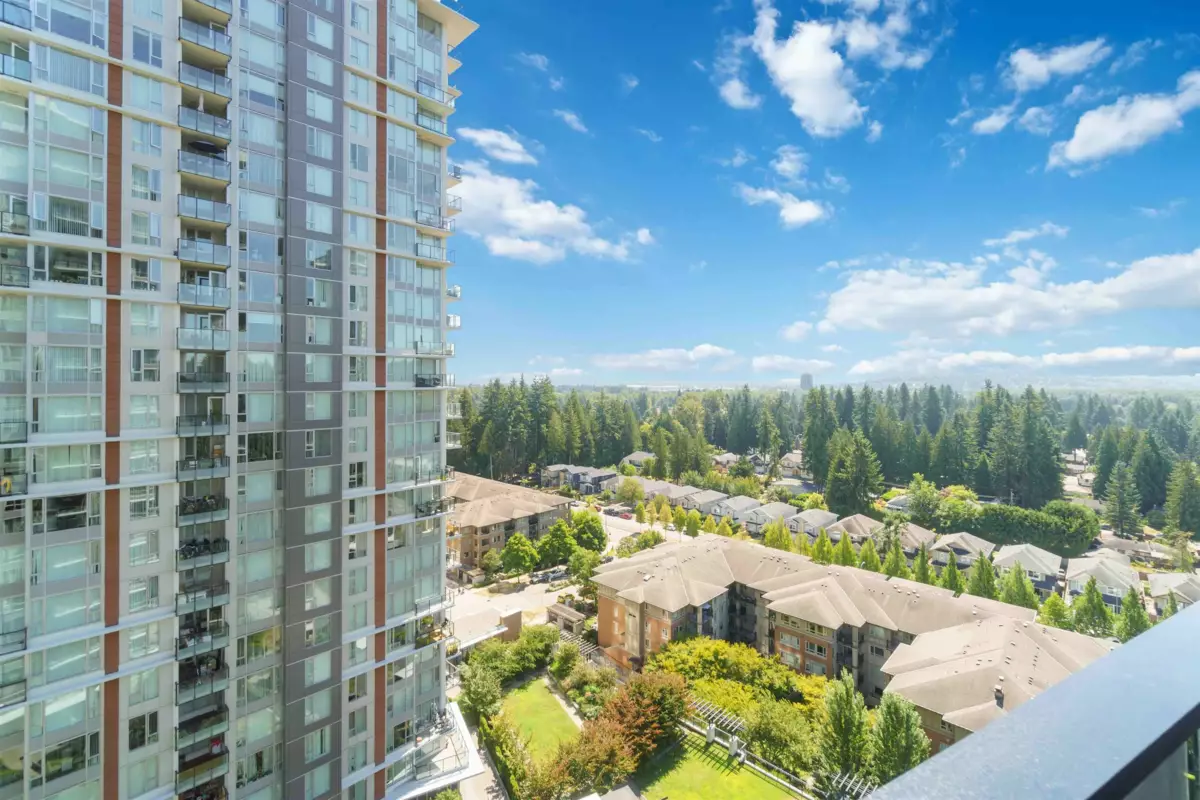 Hallway Photo of 1502 3096 Windsor Gate, Coquitlam, BC