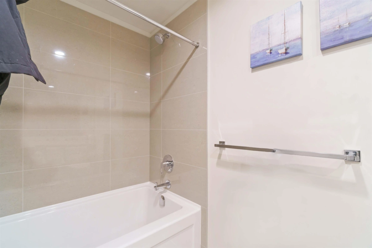 Loft / Bonus Room Photo of 1502 3096 Windsor Gate, Coquitlam, BC