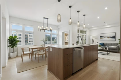 302 46187 Thomas Road, Chilliwack, BC, Sardis East Vedder — 2 bed apartment/condo for sale