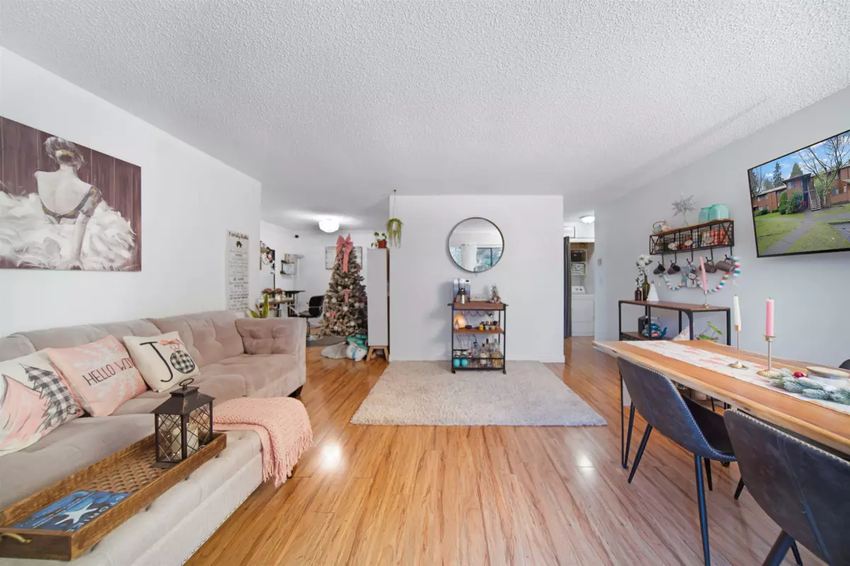 Loft / Bonus Room Photo of 2306 10620 150 Street, Surrey, BC