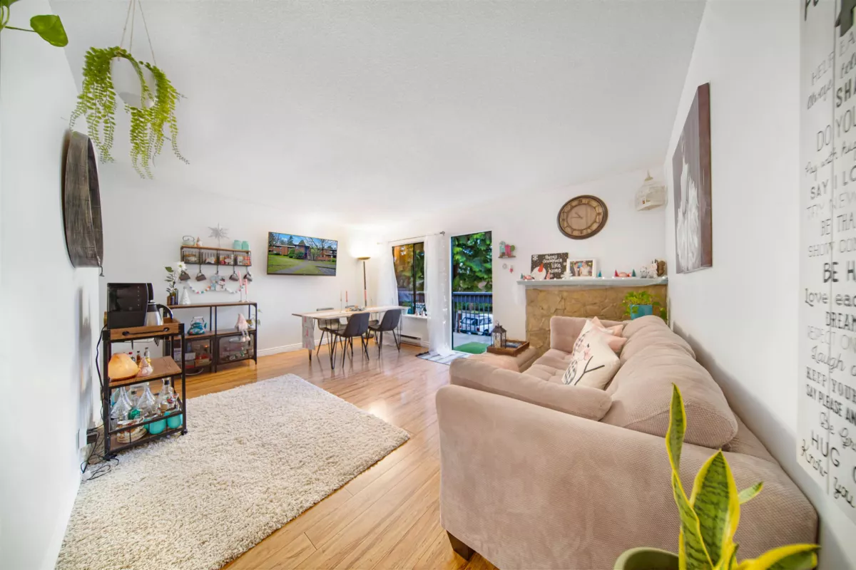 Office / Den Photo of 2306 10620 150 Street, Surrey, BC