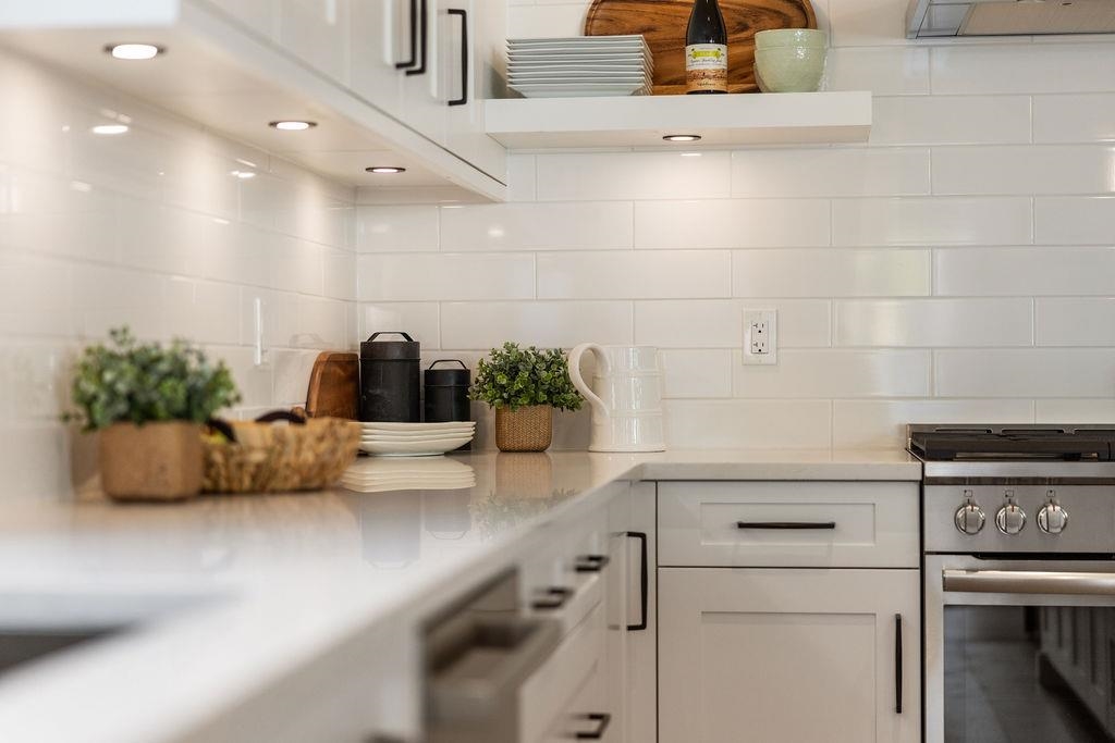 Living Room Photo of 338 W 24th Street, North Vancouver, BC