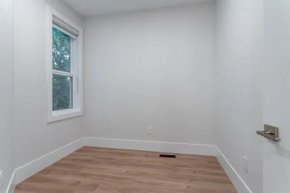 Basement Recreation Room Photo of 3409 Victoria Drive, Coquitlam, BC