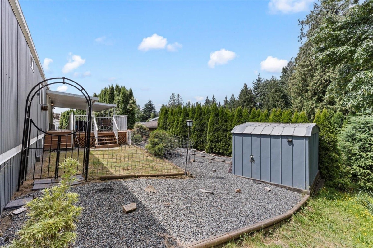 Loft / Bonus Room Photo of 30 2035 Martens Street, Abbotsford, BC
