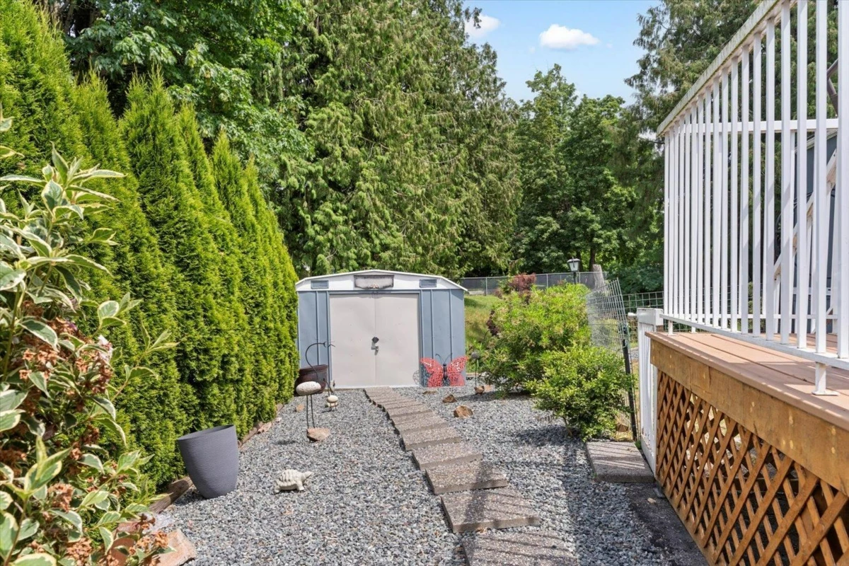 Powder Room Photo of 30 2035 Martens Street, Abbotsford, BC