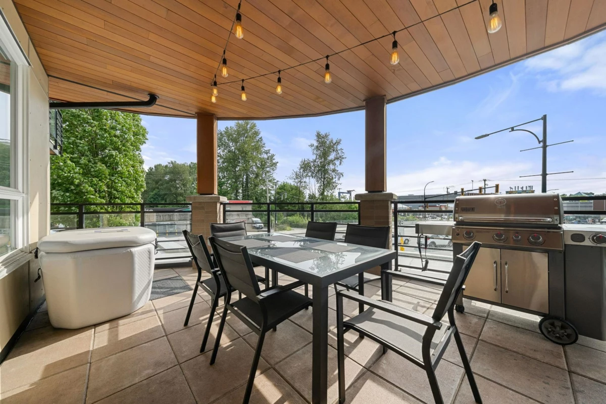 Bedroom 3 Photo of 218 733 W 14th Street, North Vancouver, BC