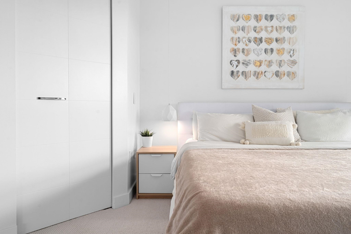 Bedroom 4 Photo of 218 733 W 14th Street, North Vancouver, BC