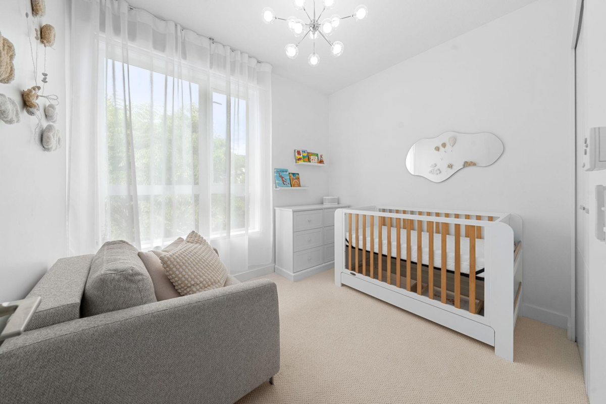 Loft / Bonus Room Photo of 218 733 W 14th Street, North Vancouver, BC