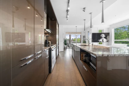 Breakfast Nook Photo of 218 733 W 14th Street, North Vancouver, BC