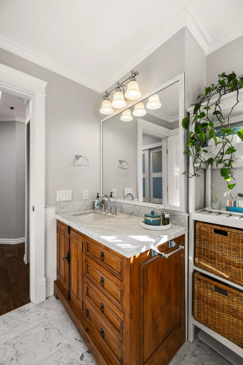 Loft / Bonus Room Photo of 401 1925 W 2nd Avenue, Vancouver, BC