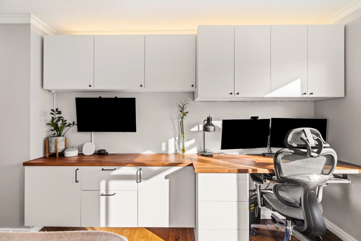 Outdoor Deck Photo of 401 1925 W 2nd Avenue, Vancouver, BC