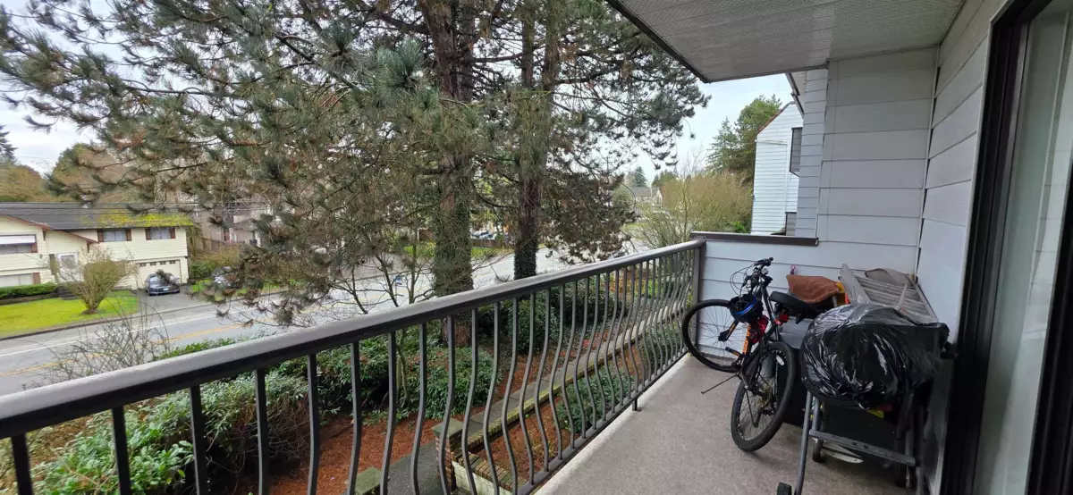 Basement Recreation Room Photo of 202 7473 140 Street, Surrey, BC