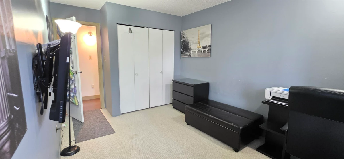 Bedroom 4 Photo of 202 7473 140 Street, Surrey, BC