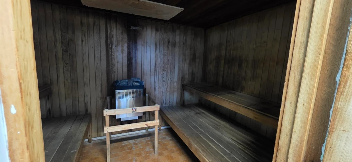 Front Yard Photo of 202 7473 140 Street, Surrey, BC