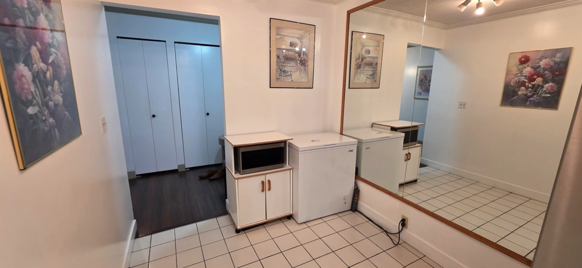 Kitchen Island Photo of 202 7473 140 Street, Surrey, BC