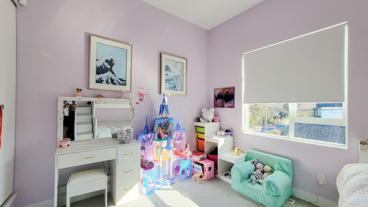 Hallway Photo of 990 E 13th Avenue, Vancouver, BC