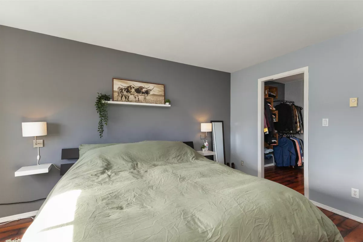 Powder Room Photo of 224 33175 Old Yale Road, Abbotsford, BC