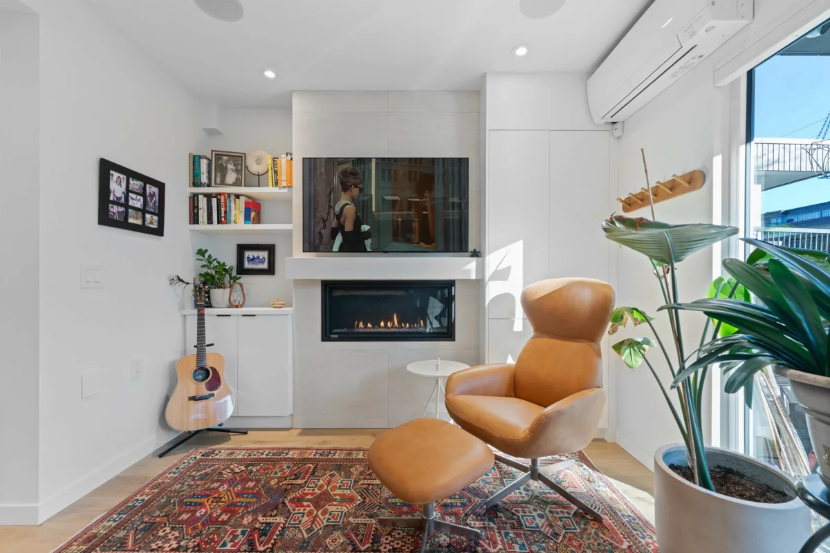 Bedroom 4 Photo of 2142 W 1st Avenue, Vancouver, BC