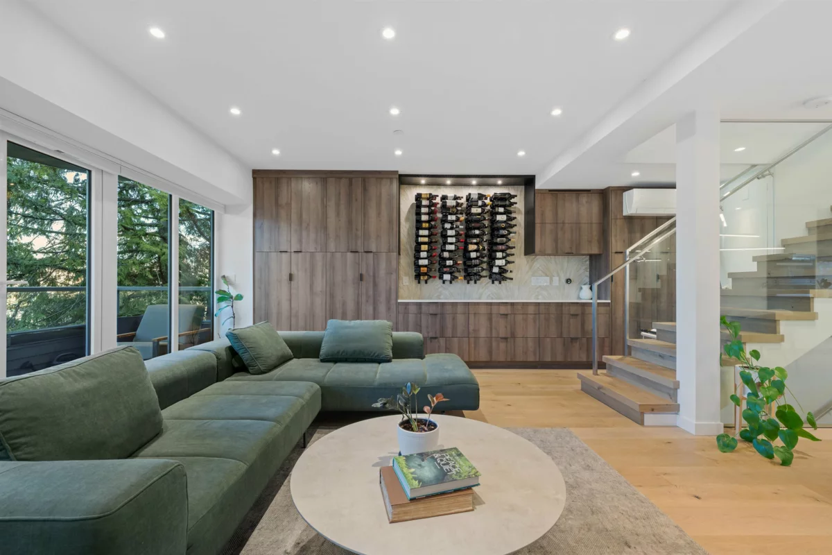 Dining Area Photo of 2142 W 1st Avenue, Vancouver, BC